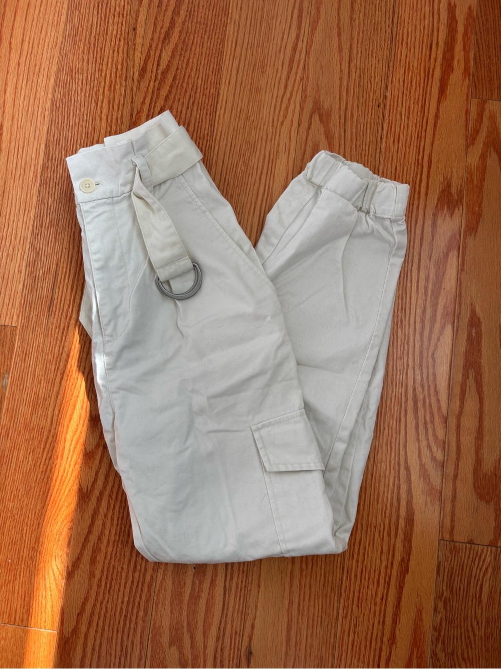 Aritiza | Sunday Best Gravity Cargo Pants | Size 0 XS | Cream | 100% Cotton